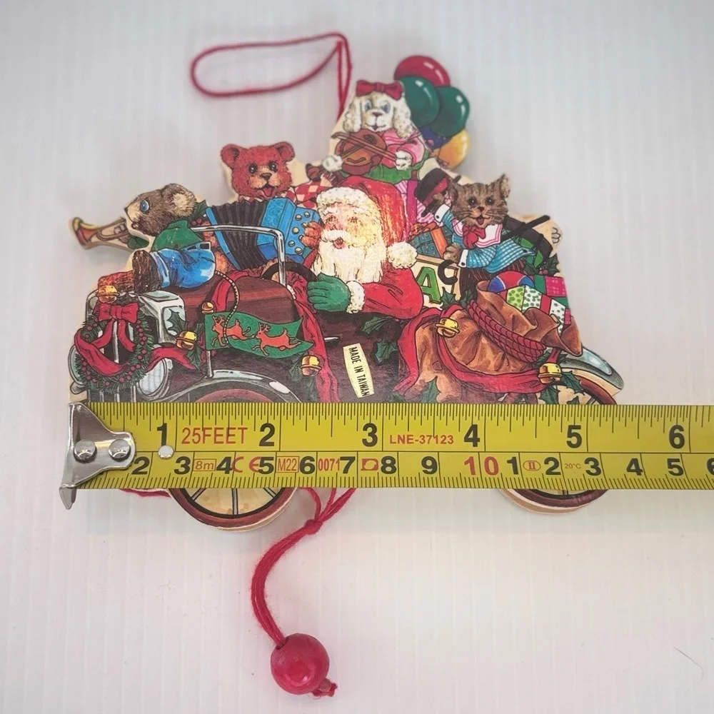 VINTAGE WOODEN PULL STRING SANTA CLAUS In A Car With Toys 5.5” ORNAMENT